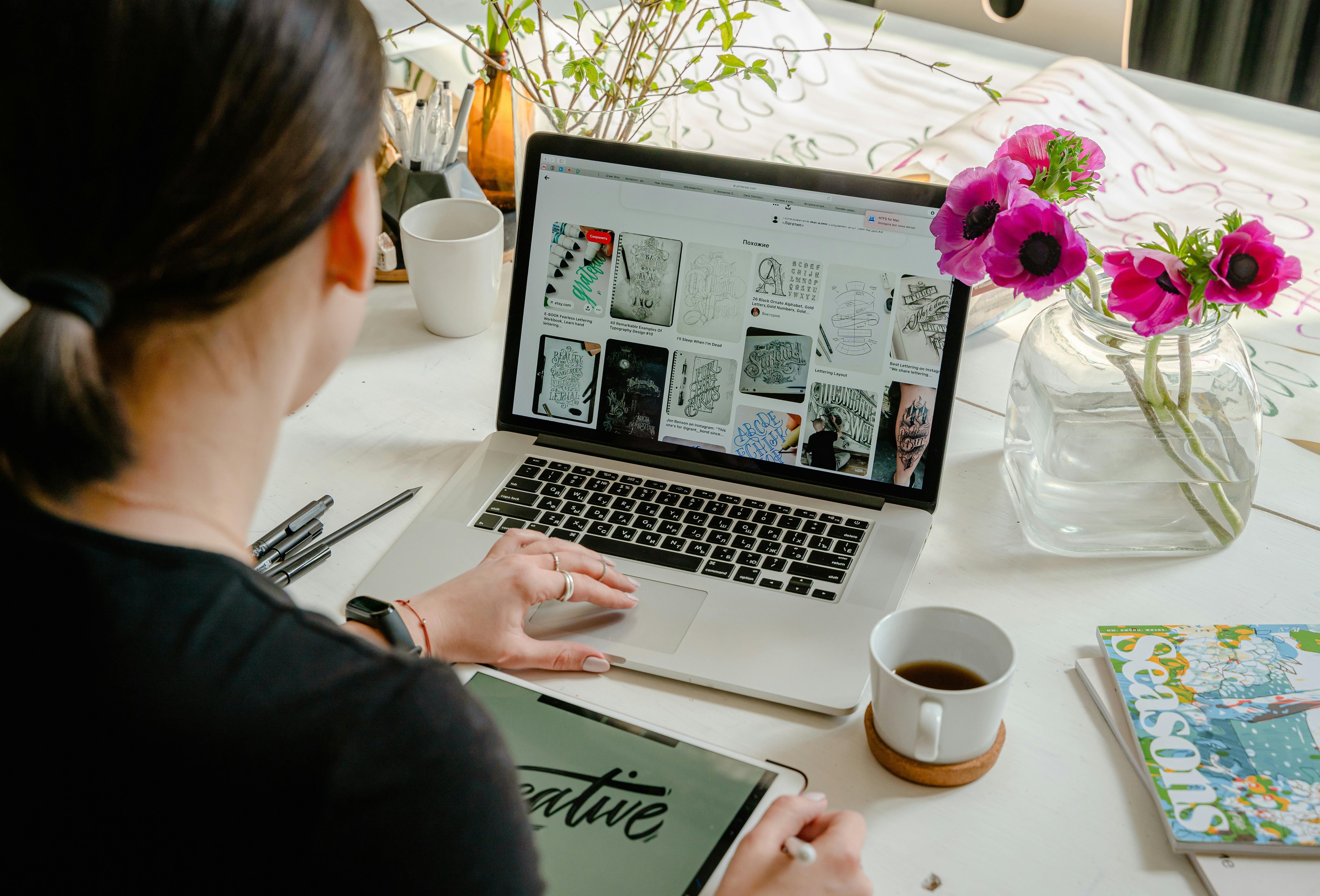 Course Image for Q66531 Exploring Photography Skills for the Workplace or Self Employment Opportunities: Creating Online Creative Posters with Free Applications - Taster