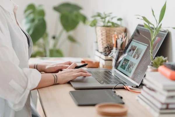 Course Image for T00105 Digital Skills for the Workplace: Office 365 - Starter