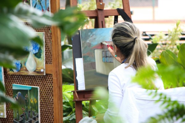 Course Image for T00118 Wellbeing Through The Arts: Painting for Pleasure & Relaxation - Starter