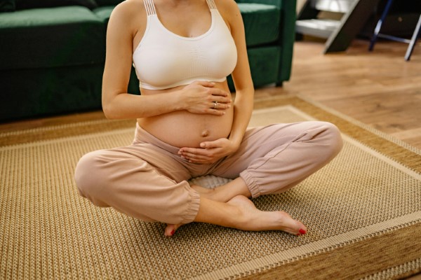 Course Image for T00304 Developing a Positive Mindset: Perinatal Yoga - Starter