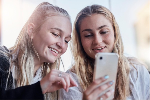 Course Image for T00503 Digital Discoverers: Family Smartphone Photography at Taunton Brewhouse (12-16yrs) - Starter